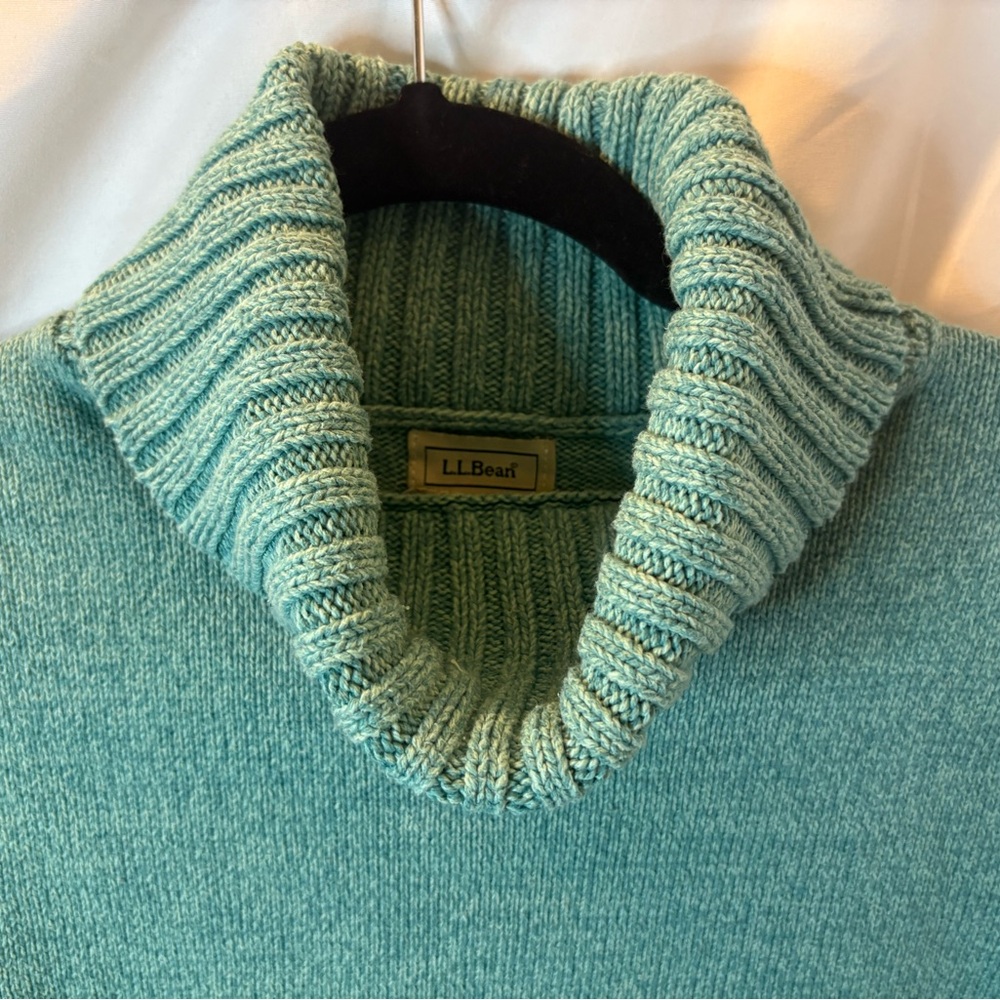 L.L. Bean Women’s Aqua Turtleneck Sweater - Picture 3 of 10